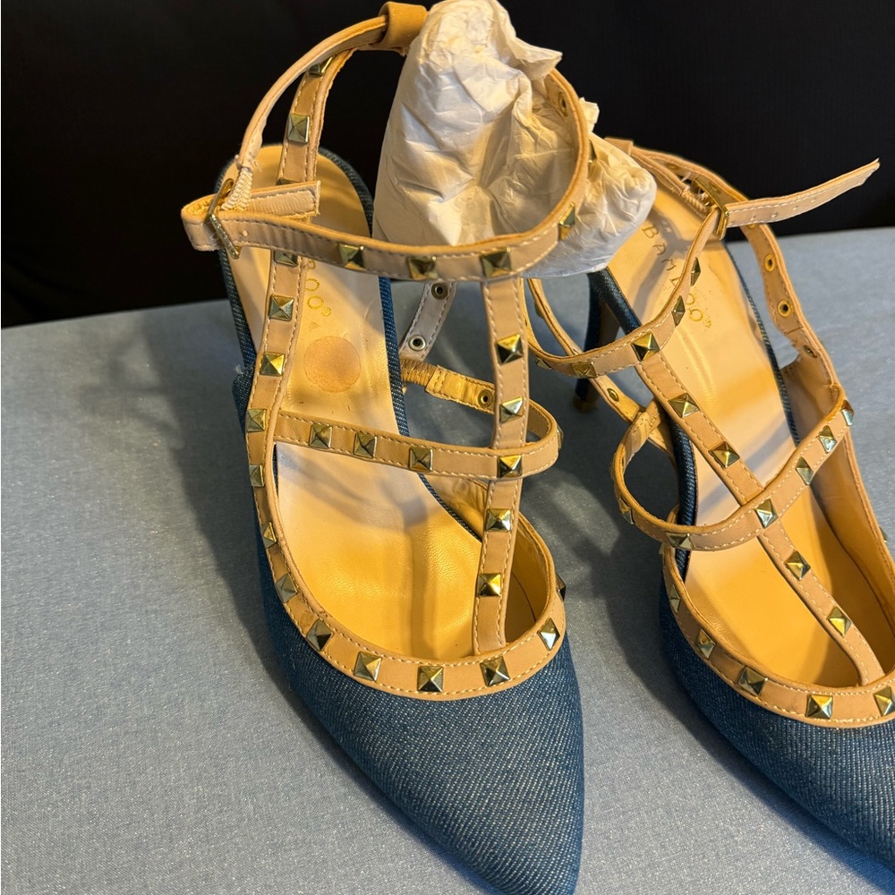 Denim and tan leather, trim heel heels, 3 inches